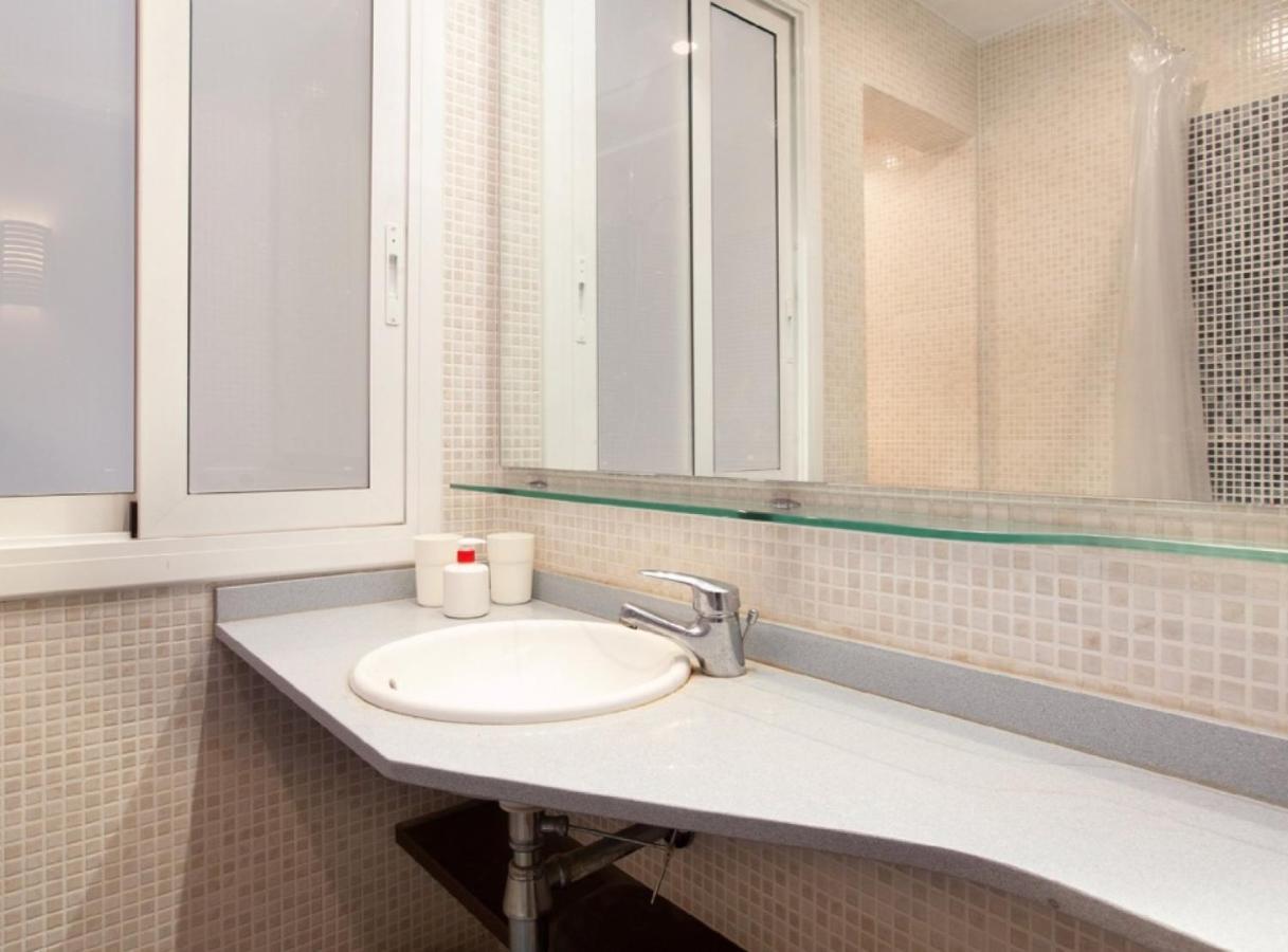 Authentic Flat2 In Poble Sec - Paralelo Барселона Экстерьер фото